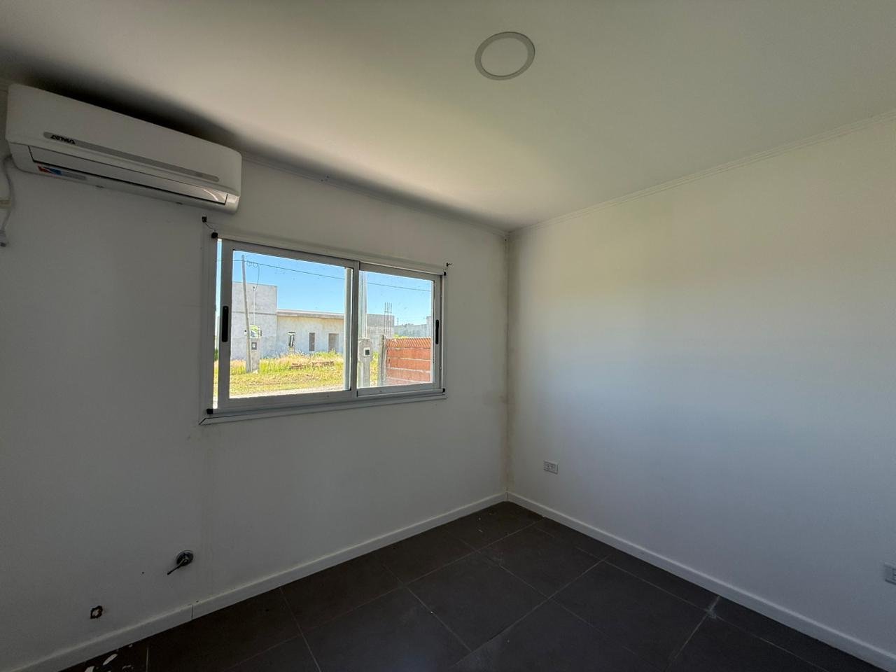 be8be73e-5a71-4743-bbb4-506357d42014